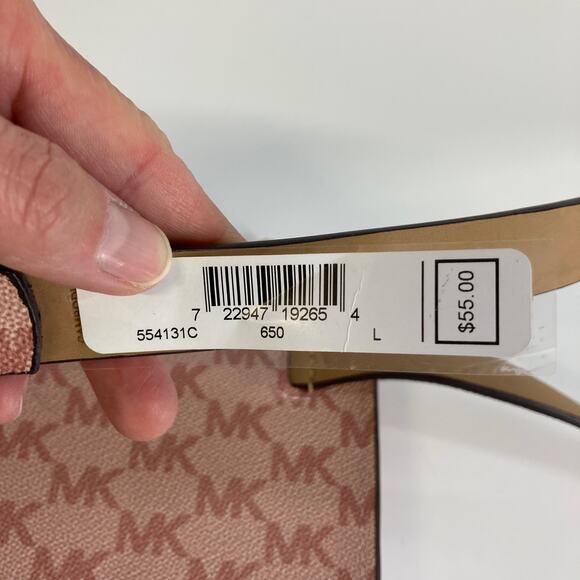 MICHAEL KORS NWT, PINK AND GOLD SAFFIANO LEATHER FANNY PACK - Picture 4 of 10